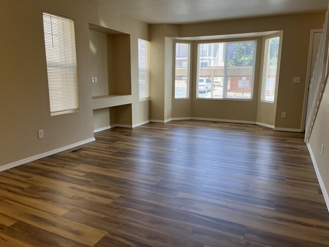 Building Photo - 2645 Bannister Ct