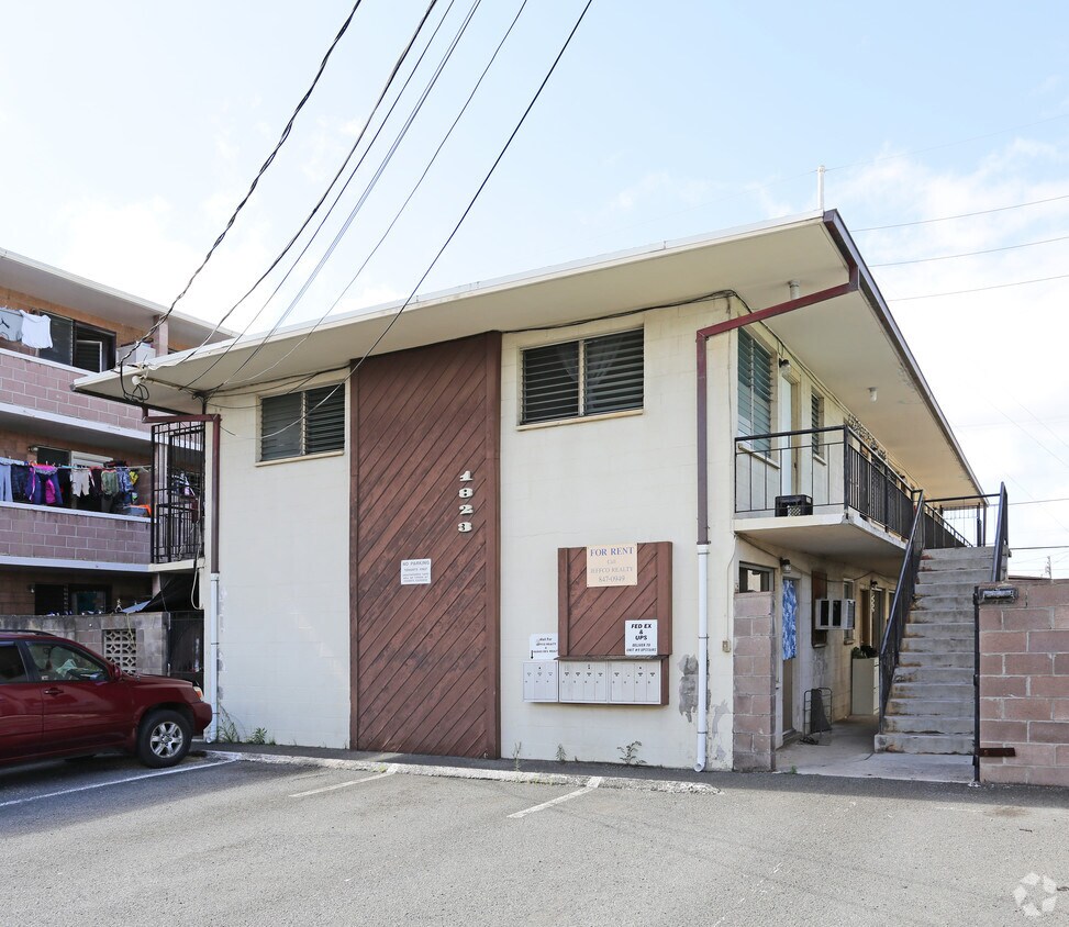 Primary Photo - 1823 Kalani St