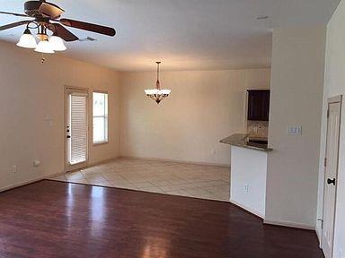 Building Photo - 21519 Oak Park Trails Dr