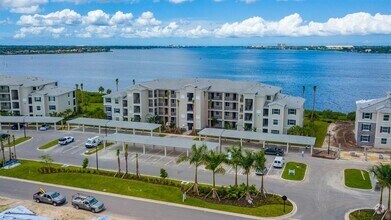 Building Photo - 910 Tidewater Shores Loop