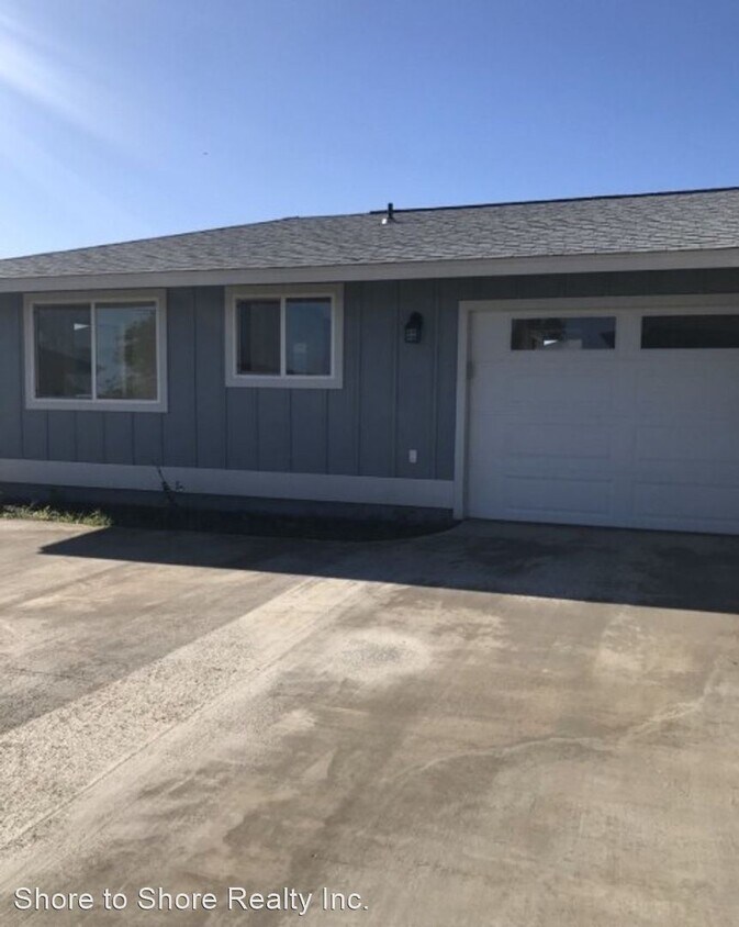 Primary Photo - 2 br, 1 bath House - 18 Papaiaulu Place