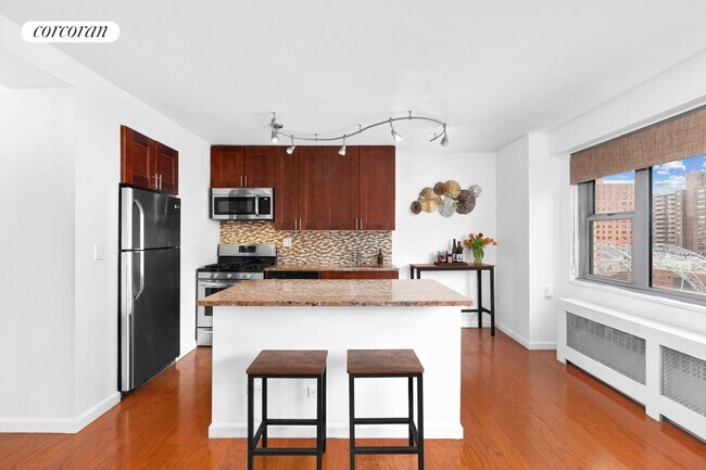 Foto del edificio - 100 W 93rd St