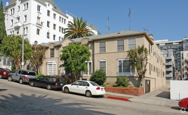 Building Photo - 1850 N Cherokee Ave