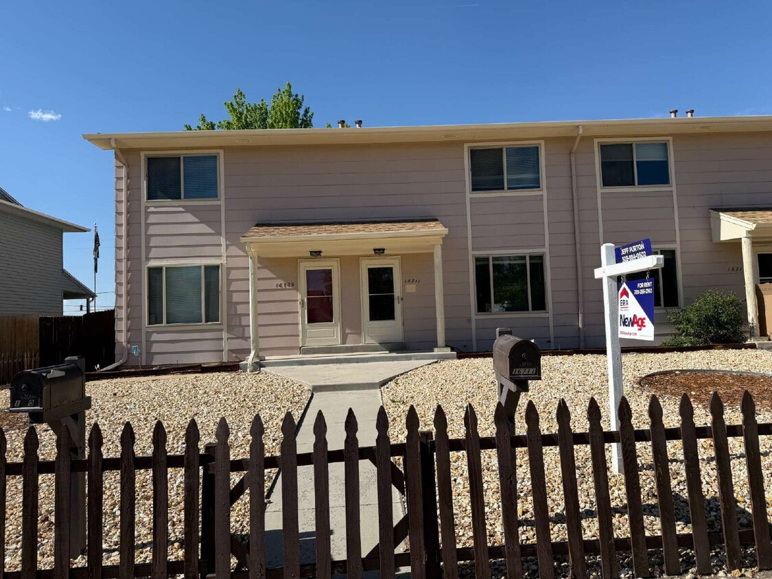 Primary Photo - 16711 E 13th Ave