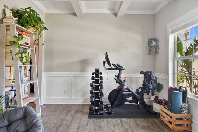 Foto del edificio - 3141 Timberdale Dr