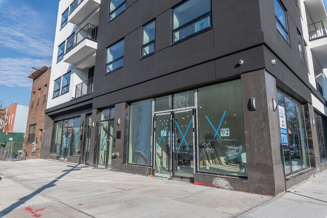 Building Photo - 503 Evergreen Ave