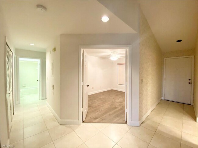 Building Photo - 1427 SW 47th Terrace