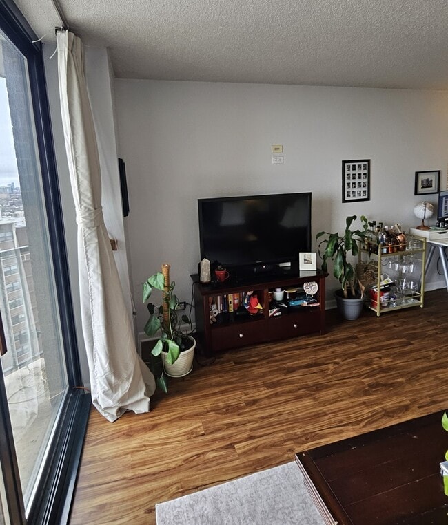 Foto del edificio - 3660 N Lake Shore Dr