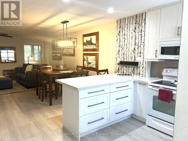 Photo du bâtiment - 554 Oxbow Crescent