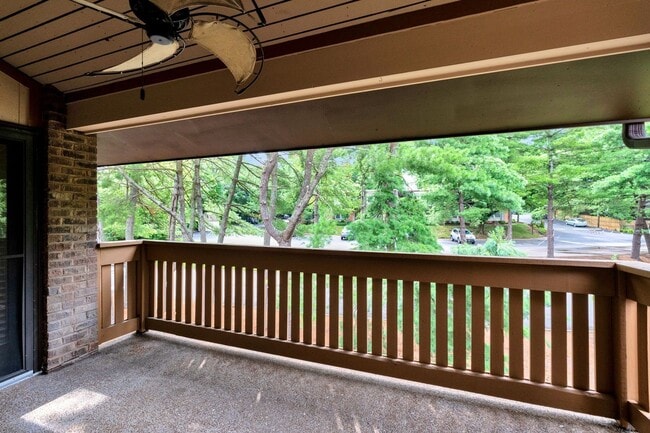 Building Photo - **A RARE FIND - GREEN HILLS CONDO WITH QUI...