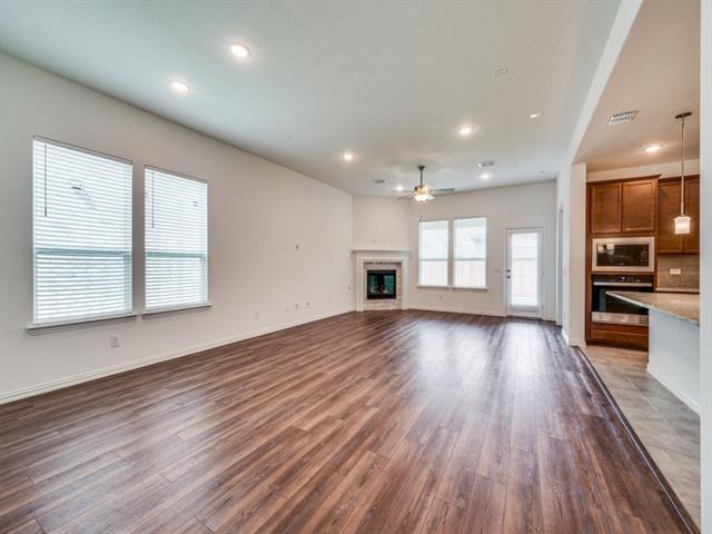 Foto del edificio - 3805 PEARLWOOD Rd