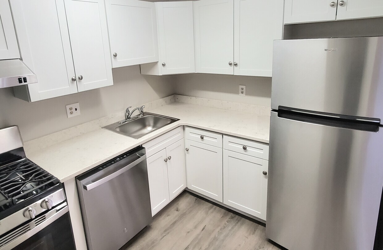 Foto principal - Commonwealth Terrace Apartments