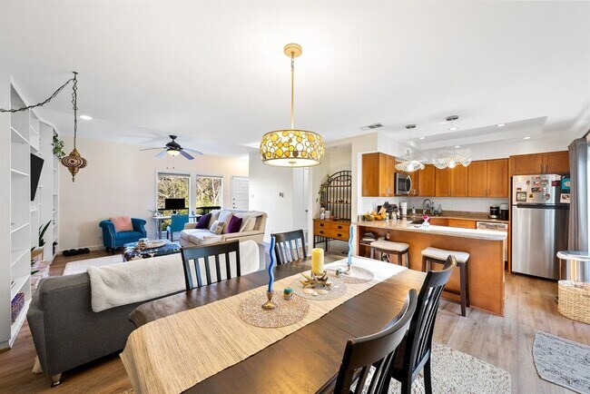 Foto del edificio - 3615 Jorge Dr