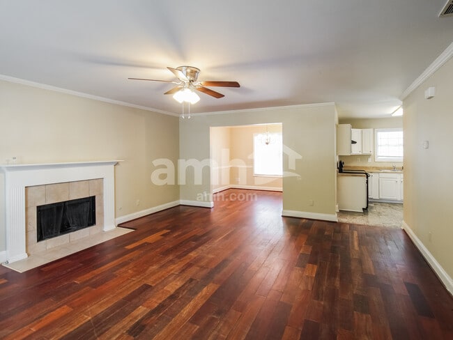 Foto del edificio - 962 Garden Meadows Cir