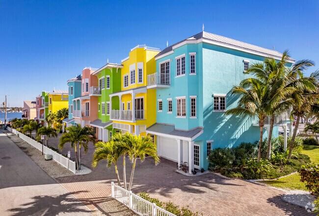 Foto del edificio - South Beach Village