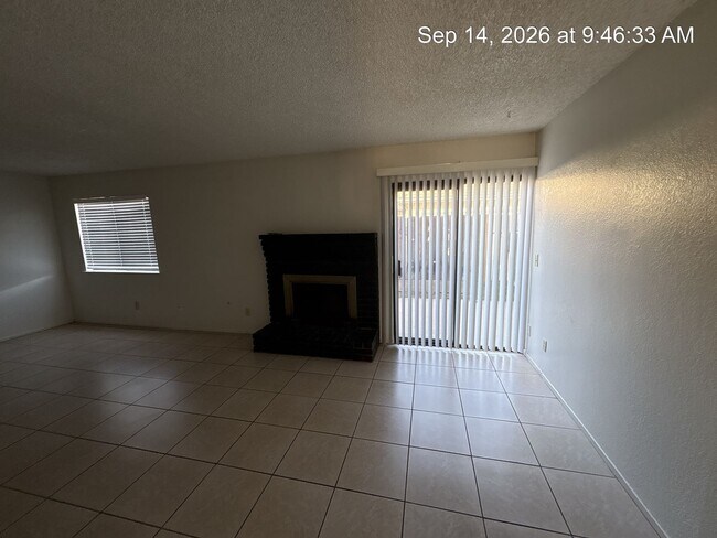 Foto del edificio - 3523-3529 South County Center