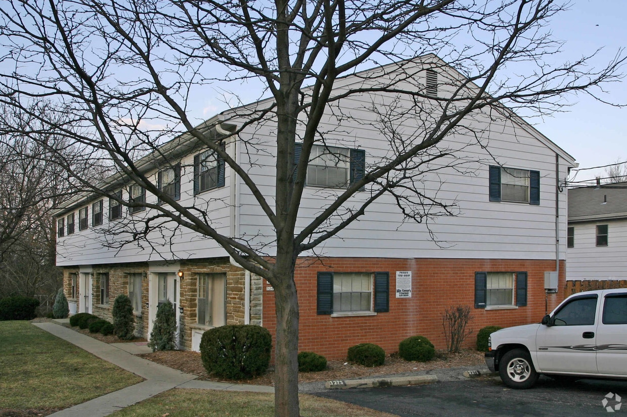 Foto del edificio - 3263-3287 Lakeview St