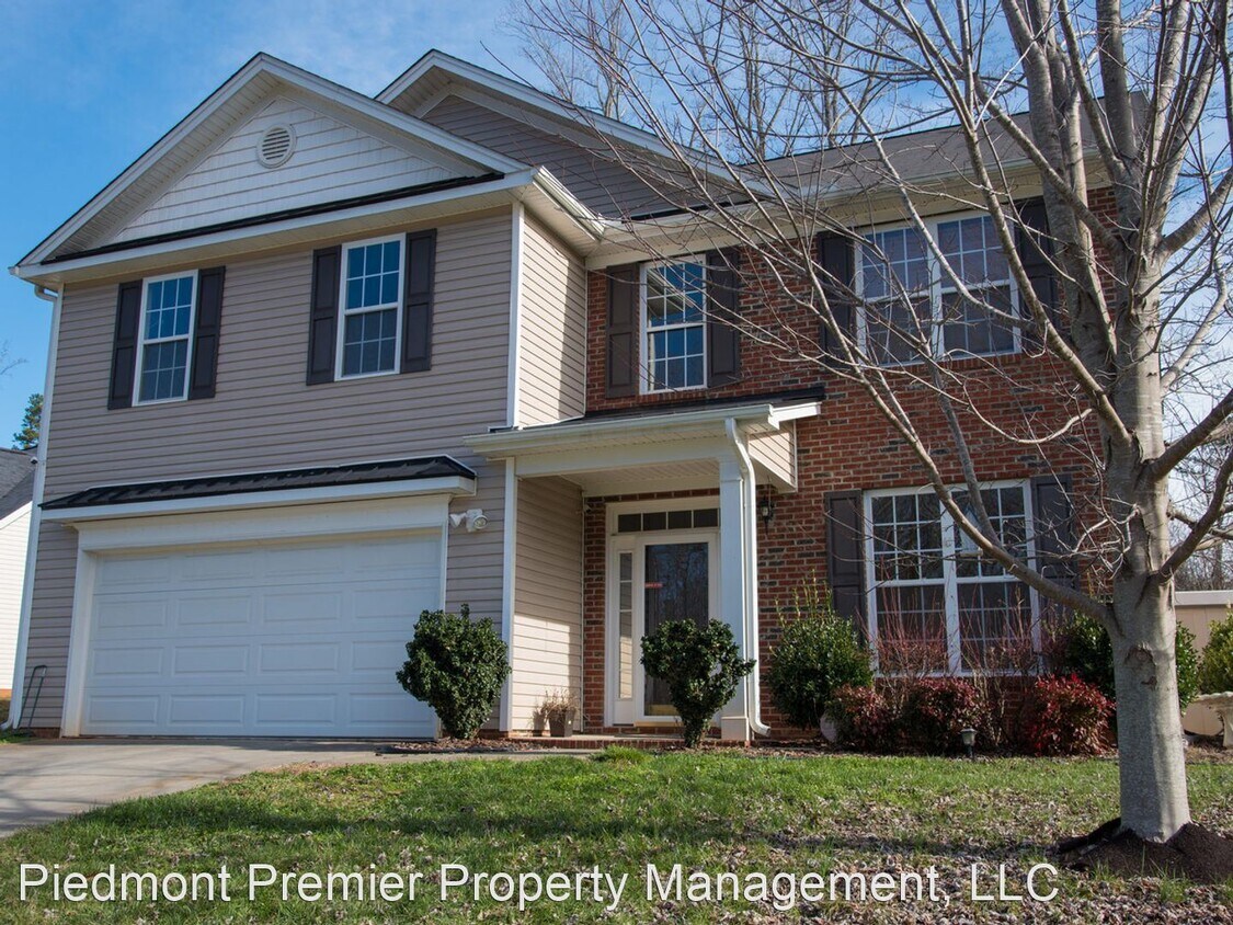 Foto principal - 3 br, 2.5 bath House - 1615 Weatherend Dr