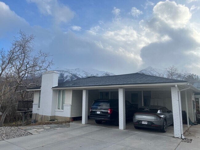 Foto del edificio - 5720 Oakwood Dr