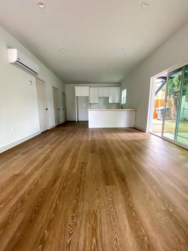 Building Photo - 5329 2nd Avenue, Unit ADU