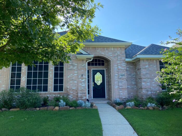 Ridgeview Ranch Charmer House Rental in Plano, TX