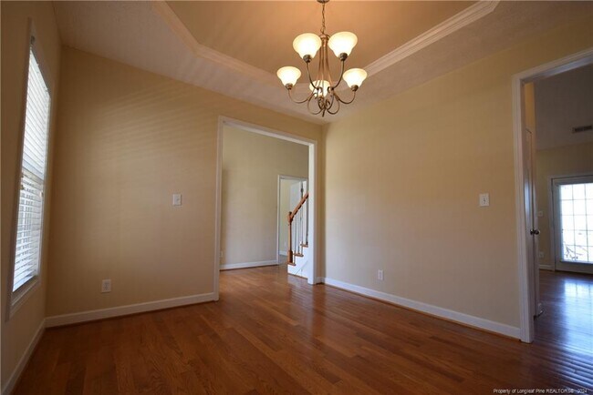 Building Photo - 502 Edwinstowe Ave