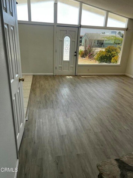 Foto del edificio - 821 E Stroube St