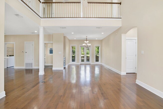 Foto del edificio - Sprawling Pensacola home close to NAS Pens...