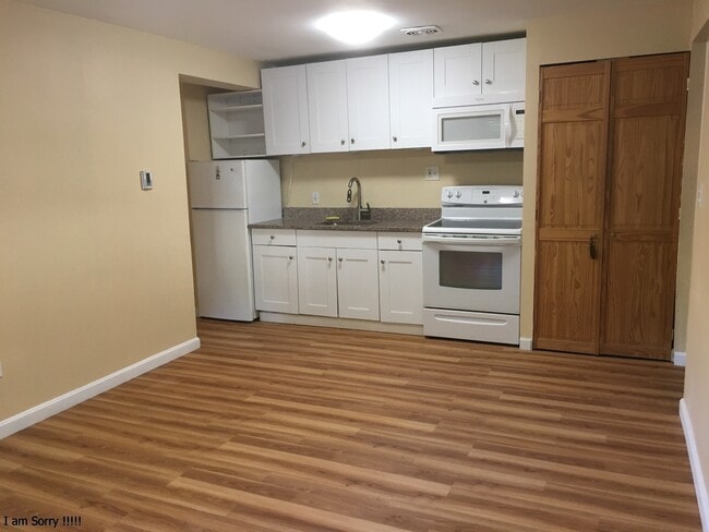 Photo - 12 Colonial Village Dr Townhome