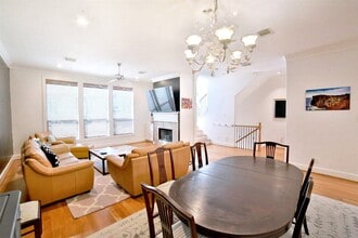 Building Photo - 2410 Dorrington St