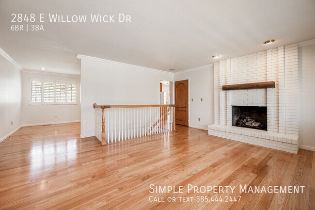 Building Photo - Wonderful and clean 6 BD rambler in Sandy!