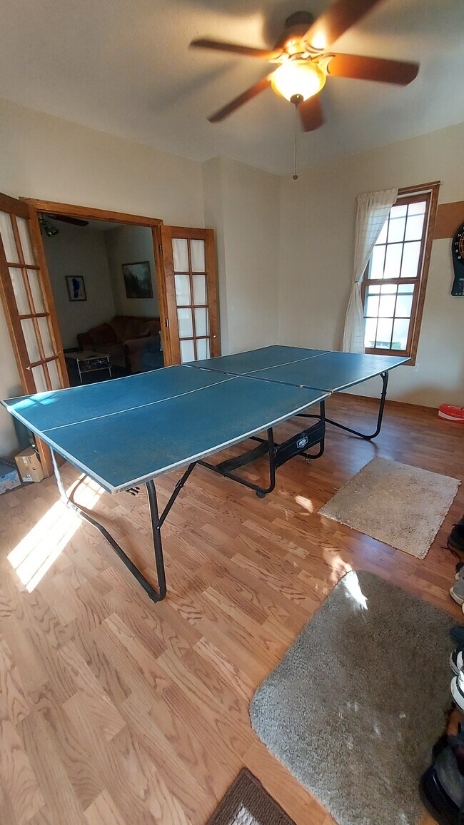 Front Room - 1114 5th St NE