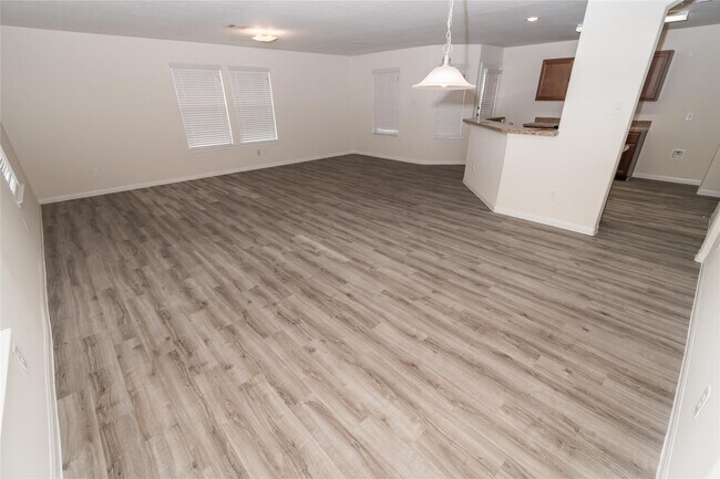 Foto del edificio - 3602 Bluebird Park Ln