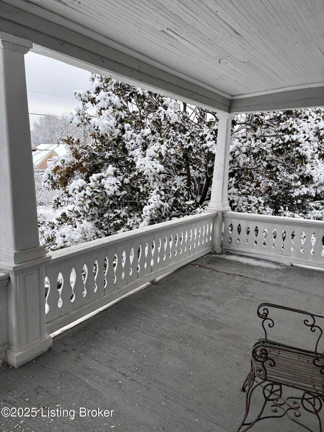 Building Photo - 163 N Keats Ave