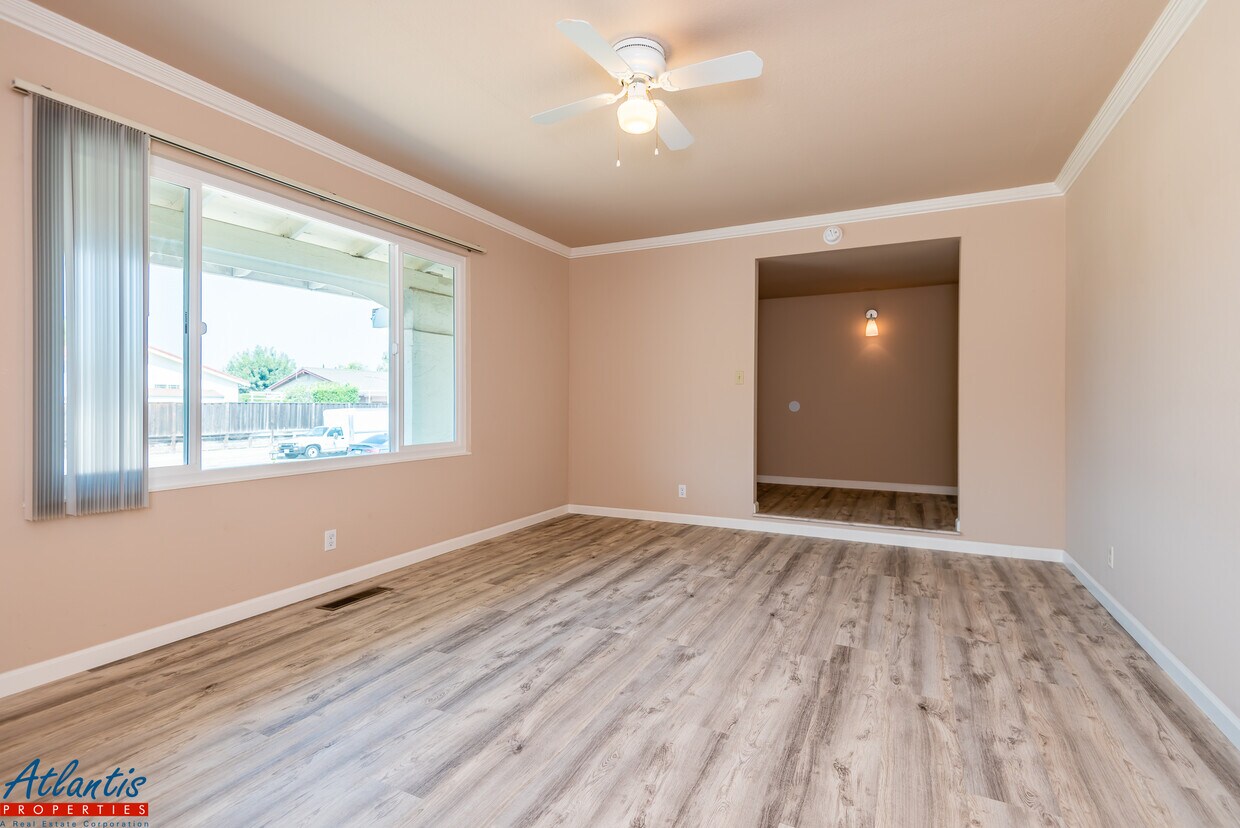 Foto principal - 321 Spode Way