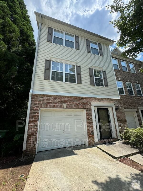 Building Photo - 768 Celeste Ln
