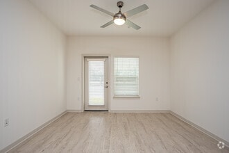 2BR, 2BA - 1,176SF - East Bay Flats Apartments