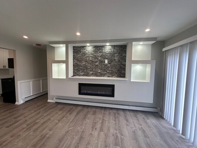 Foto del edificio - 7S065 W Suffield Ct