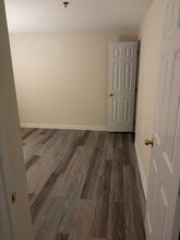 Building Photo - 42 S Cherry St