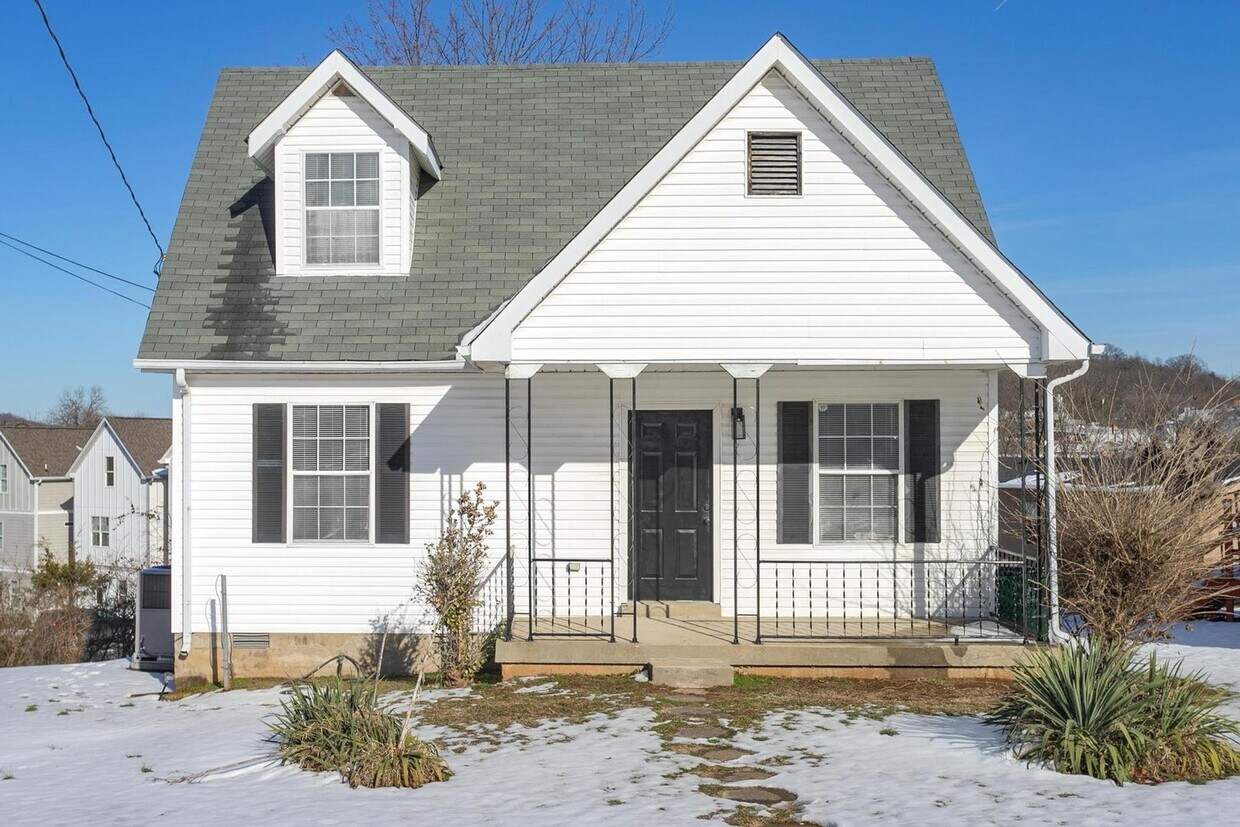 Primary Photo - Remodeled 3 Bedroom