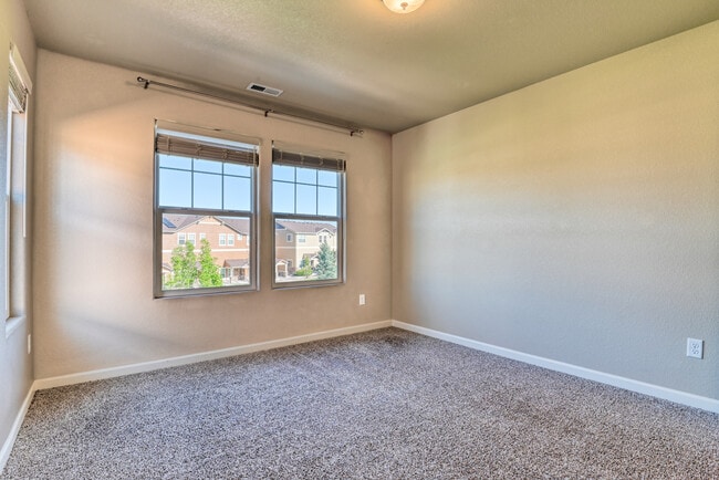 Building Photo - 5634 Celtic Cross Grove