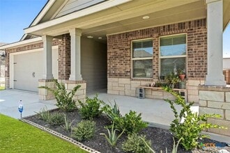 Building Photo - 3854 Lorenzen Ct