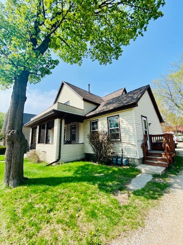 Foto principal - 1237 E Walnut St