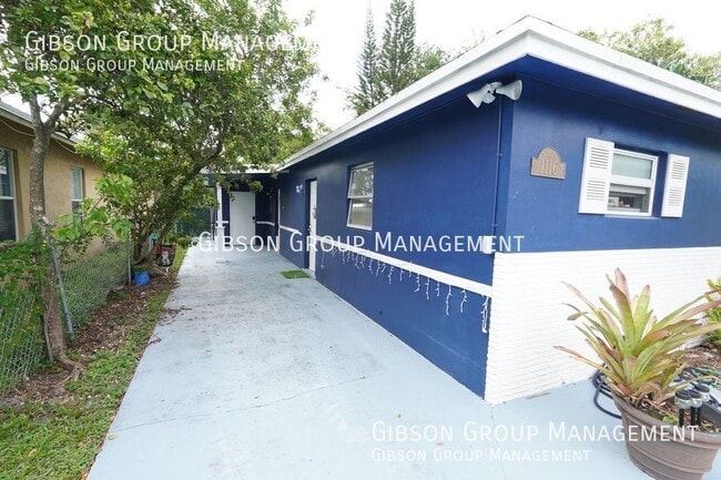 Photo - 1116 NW 5th Ave Apartment
