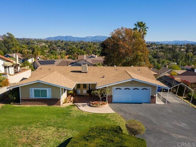 Foto del edificio - 648 Morro Rd