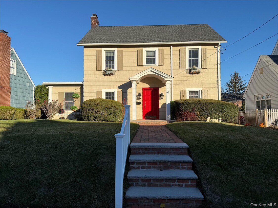 Foto principal - 71 Hillcrest Ave