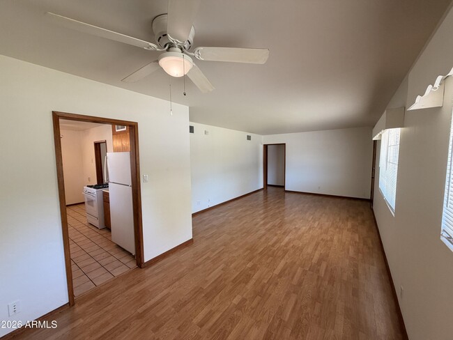 Building Photo - 3416 N 43rd Pl
