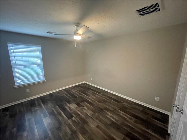 Building Photo - 3977 Eagle Nest Lake Ln