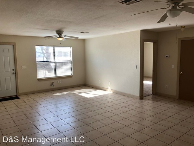 Foto del edificio - 2 br, 1 bath House - 4723 Highway 37