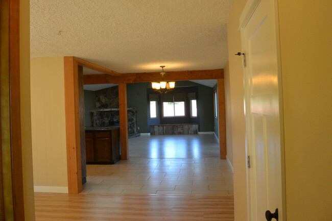 Foto del edificio - 5809 NE 91st Ave
